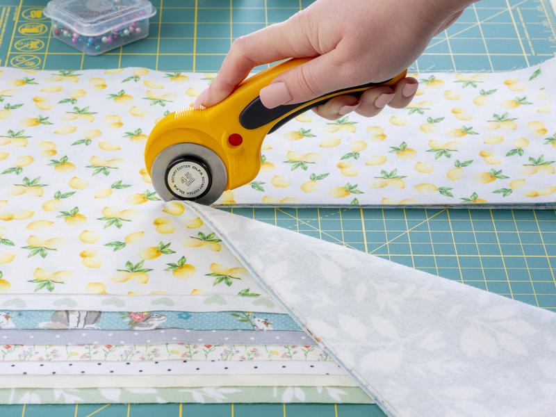 45mm RTY-2/DX Ergonomic Rotary Cutter - OLFA.com