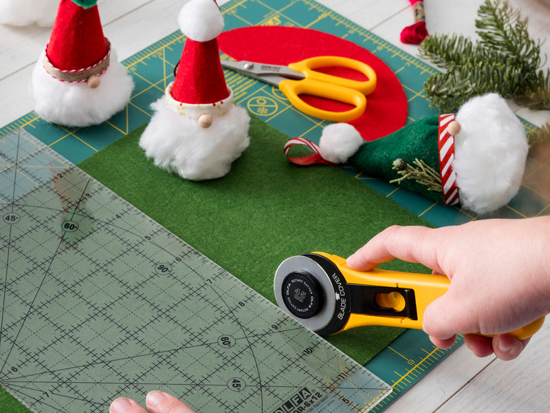 45mm RTY-2/G Straight Handle Rotary Cutter - OLFA.com
