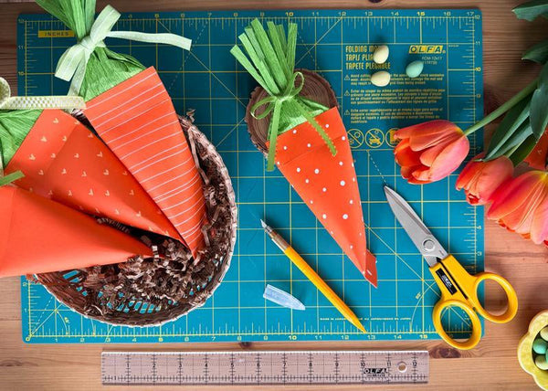 An Easy Easter Craft: DIY Carrot Candy Boxes