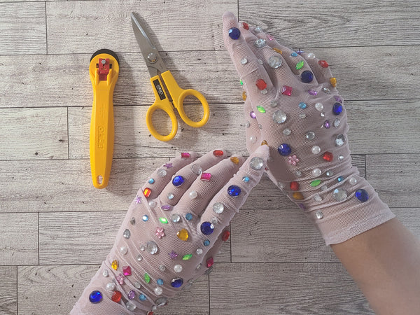 Make Mesh Gloves With Me