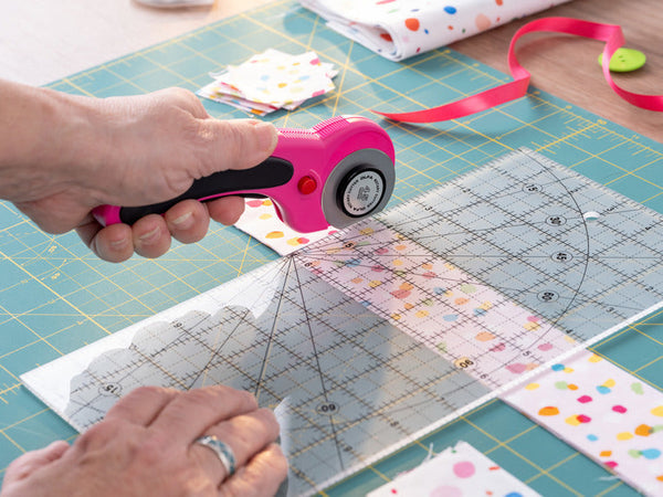 Left-Handed & Ergonomic Cutting Deep Dive: Setting Up OLFA Tools for Comfort and Control