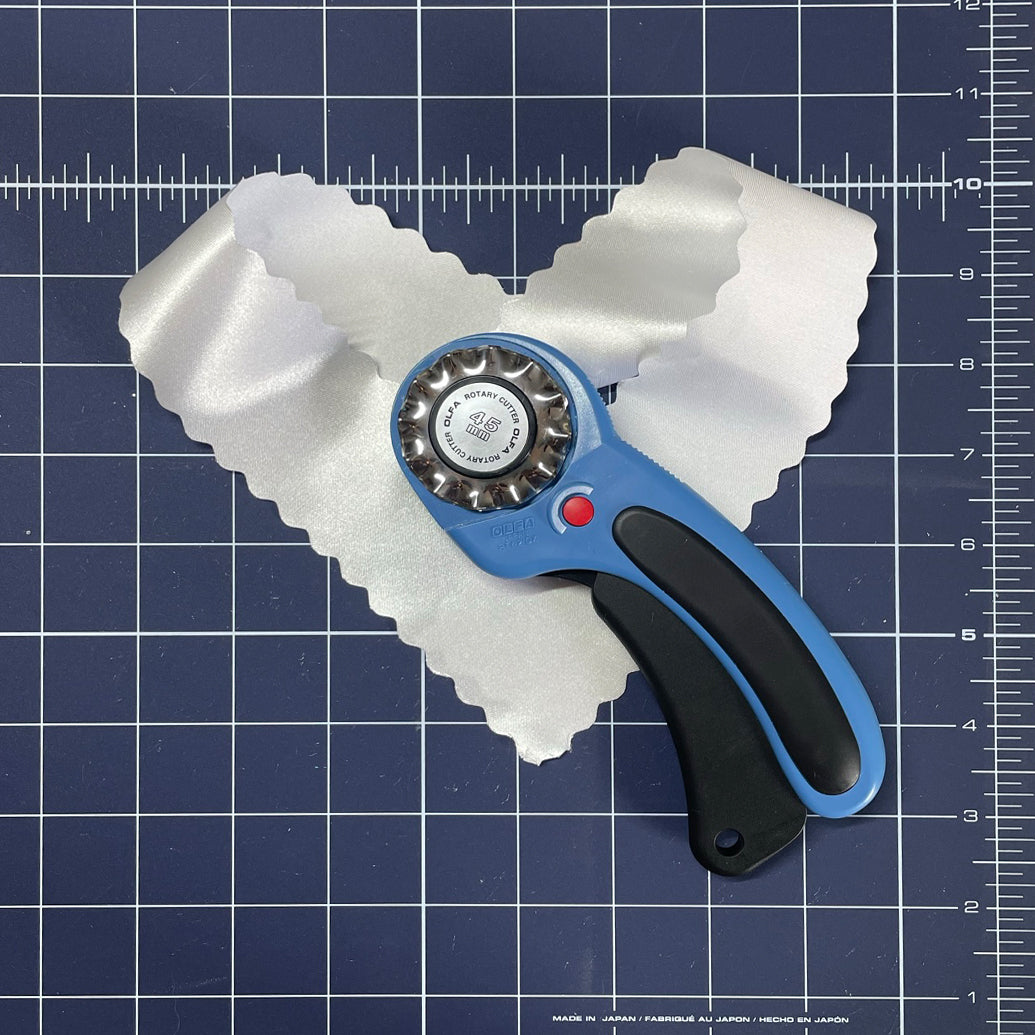 Easy Rococo Trims, Ruffles and Carnations