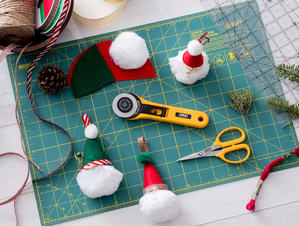Throw a DIY Ornament Party!