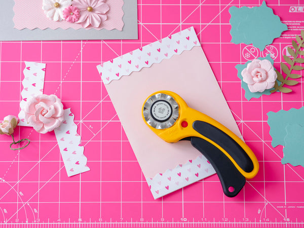 RM-CG/PIK 12" x 18" Double-Sided, Self-Healing Rotary Mat, Pink - OLFA.com
